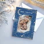 Cartes Pour Fêtes Annuelles Joyeux Noël bleu photo<br><div class="desc">Célébrez Noël avec une carte qui est vraiment hors de ce monde! Ce décor au thème céleste est orné d’un décor de nuit étoilé bleu marine et or qui ouvre la voie à la photo de votre famille. Avec ses images riches et vibrantes, la carte respire la magie et la...</div>