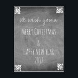 Cartes Pour Fêtes Annuelles Joyeux Noël Chalkboard Typographie Holly<br><div class="desc">Joyeux Noël noir et blanc Chalkboard Typographie Card Holly,  texte : Nous vous souhaitons un Joyeux Noël et Bonne Année 2017,  vous pouvez changer le texte</div>