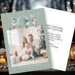 Cartes Pour Fêtes Annuelles Joyeux Noël ! Photo moderne, simple<br><div class="desc">Carte de vacances photo "Joy-Joyeux Noël" spécifique au client. Célébrez la joie de la saison des Fêtes avec ce carte photo magnifiquement conçu et personnalisable. L'élégant arrière - plan vert clair encadre parfaitement votre photo de famille personnelle, ce qui fait que vos salutations de vacances se démarquent avec style. De...</div>