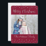 Cartes Pour Fêtes Annuelles Joyeux Noël Rouge et Argent Étoiles à huile Photo<br><div class="desc">Joyeux Noël Rouge,  Bourgogne,  Marsala et Argent Carte photo des étoiles Foil. L'image et le nom de famille peuvent être remplacés sur la Carte de Noël Joyeux bleu et argent.</div>