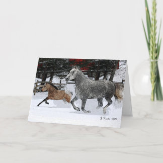Cartes Pour Fêtes Annuelles Jument et poulain courant dans la neige
