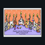 Cartes Pour Fêtes Annuelles Kitty Menorah, Joyeuses Fêtes !<br><div class="desc">"Jamais vu auparavant,  une menorah de chatte." On dirait : "jamais vu avant,  euh,  minable." Cette mignonne carte de chat célèbre hanoukka et les fêtes d'une manière originale! Joyeuses fêtes !</div>