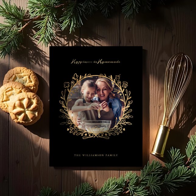 Cartes Pour Fêtes Annuelles Le bonheur est fait maison Couronne de biscuits do (Happiness Is Homemade Gold & Black Baking Wreath Holiday Card)