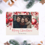 Cartes Pour Fêtes Annuelles Lucky Red Poinsettia Photo de famille<br><div class="desc">Cette belle carte de Noël en poinsettia rouge présente une aquarelle festive et un espace pour une photo de famille. Customisez facilement ces cartes en utilisant la fonction de personnalisation.</div>