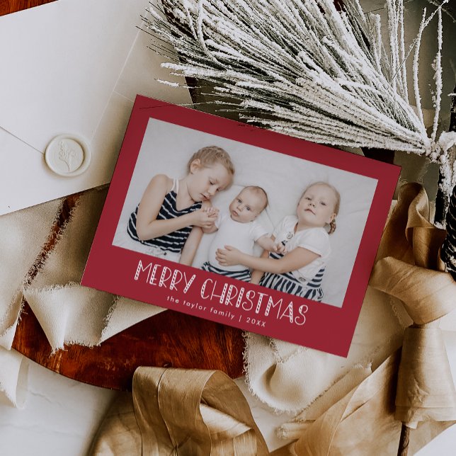 Cartes Pour Fêtes Annuelles LUCY Dark Red Family Photo Festive Joyeux Noël (LUCY Dark Red Family Photo Festive Merry Christmas Holiday Card)