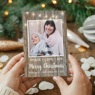 Cartes Pour Fêtes Annuelles Lumières en bois rustique de campagne Photo Joyeux