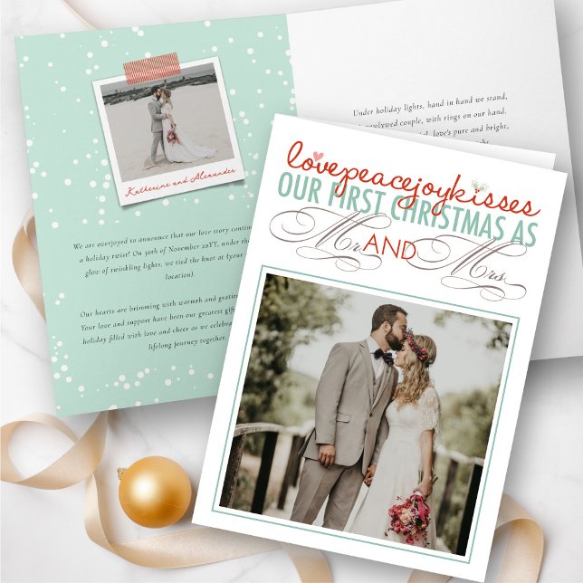 Cartes Pour Fêtes Annuelles M. et Mme Premier Noël Gui de Photographie de Mari (Love Peace Joy Kisses Our First Christmas As Mr & Mrs Photo Wedding Holiday Card @ fat_fa_tin)