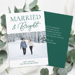 Cartes Pour Fêtes Annuelles Marié vert brillant Script moderne photo Noël<br><div class="desc">Carte de vacances de Noël photo moderne au Script vert vif et marié. Envoyez des voeux de vacances personnalisables et personnalisés à vos amis, collègues et famille dans des cartes de style simple, chic, élégant et moderne design photo festif, naturel minimaliste! Ci-dessous la calligraphie présente votre message de voeux personnalisé...</div>
