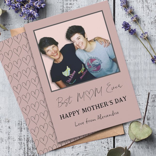 Cartes Pour Fêtes Annuelles Meilleure maman Jamais Photo Coeurs simples (Best mom ever photo Mother’s Day card with heart line art pattern)