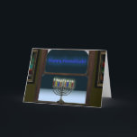 Cartes Pour Fêtes Annuelles Menorah Dans La Fenêtre<br><div class="desc">Une représentation d'une menorah traditionnelle de Chanukkah dans une fenêtre. La menorah se reflète dans la fenêtre,  il y a du gel sur le verre,  et de la neige dehors.</div>