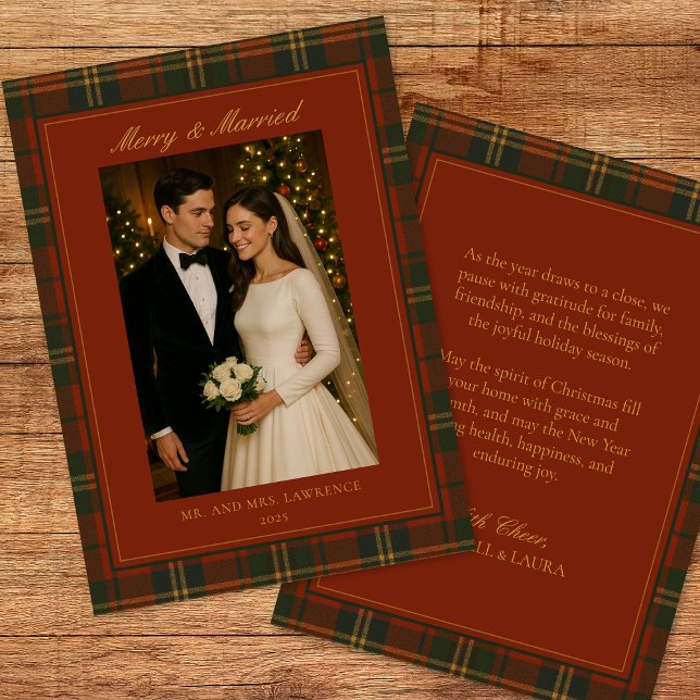 Cartes Pour Fêtes Annuelles Merry & Married Newlywed Plaid Christmas Photo (Créateur téléchargé)