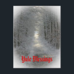 Cartes Pour Fêtes Annuelles Merveilleux Noël Yule/Solstice d'hiver<br><div class="desc">Un passage à travers les bois recouvert de neige orne ces cartes de Noël de Yule/Solstice d'hiver. La clairière à travers la forêt est symbolique de la lumière qui revient après les ténèbres de l'hiver</div>