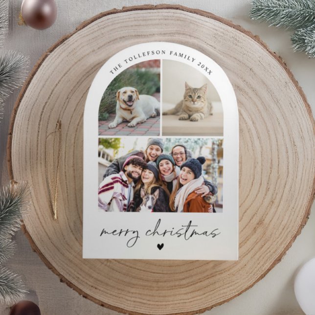 Cartes Pour Fêtes Annuelles Modern Script Black and White Arch Christmas (Modern arch Christmas card with black and white photo, minimalist script, and heart accent.)