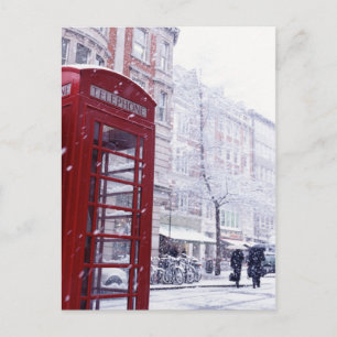 Cartes Pour Fêtes Annuelles Neige tombant sur la boîte téléphonique rouge