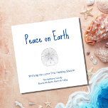 Cartes Pour Fêtes Annuelles Noël Beach Dollar de sable Paix sur Terre<br><div class="desc">Carte de voeux Tropical Beach Peace on Earth Holiday, avec un dollar de sable et un design typographique bleu. Le dos a une couleur bleue pour ajouter le contraste. Avec le lettrage personnalisable, vous pouvez ajouter votre propre texte. Un moyen simple d'envoyer l'amour et les voeux de bien à vos...</div>