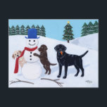 Cartes Pour Fêtes Annuelles Noël de Labrador avec le bonhomme de neige<br><div class="desc">Labrador retriever lunatique peignant peint par Naomi Ochiai du Japon. Gentil pour les amoureux de les chiens qui aiment des chiens de labrador retriever. Labrador et chocolat jaunes Labrador et Labrador noir tous sont peints dans l'image. Trois chiens de Labrador jouent avec leur bonhomme de neige dans le domaine de...</div>