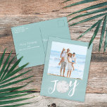 Cartes Pour Fêtes Annuelles Noël Fête Joie Photo Simple Plage Budget<br><div class="desc">Ce design comprend Noël vacances modernes Noël Noël Noël noel simple moderne, plage nautique photo de vacances tropicale, photo de famille 1 un turquoise, et dollar côtier océan tropical, mer vie turquoise turquoise, tendance texte de typographie unique, script de calligraphie lunaire police, île de vacances moderne minimaliste, Noël photo budget...</div>