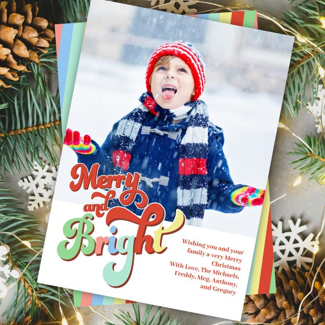 Cartes Pour Fêtes Annuelles Noël Retro Merry et Bright Photo (Merry and Bright Christmas holiday photo card.)