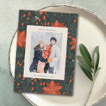 Cartes Pour Fêtes Annuelles Noël Vintage Vert rouge Deux photos verticales<br><div class="desc">Noël Vintage Rouge Botanique Verdure Deux Photo Verticale Carte Vacances</div>