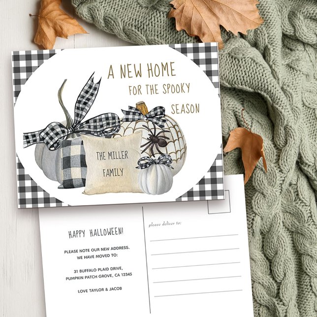 Cartes Pour Fêtes Annuelles Nouvelle maison pour la saison Éffrayante Ferme Ha (New address and Happy Halloween Postcard with stylish farmhouse porch decor)