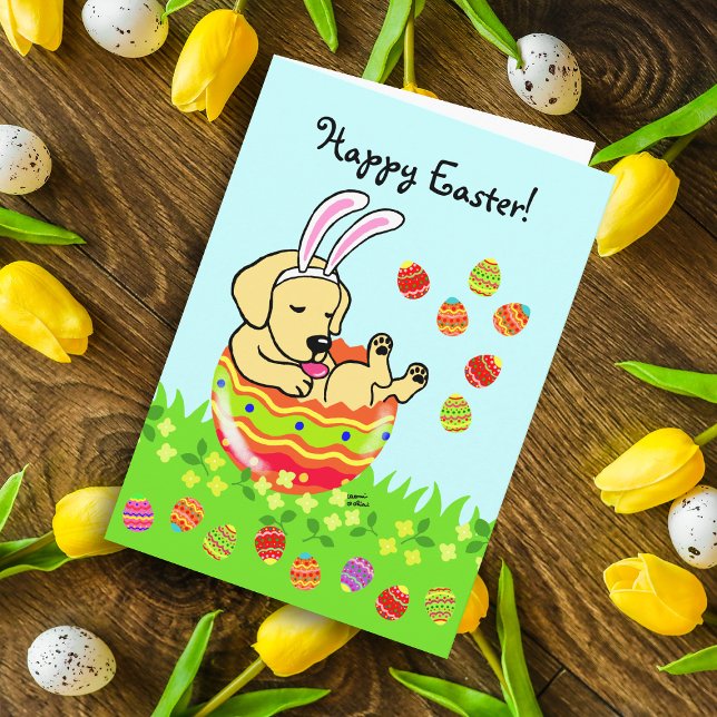 Cartes Pour Fêtes Annuelles Oeuf de Pâques Jaune Labrador Chiot caricature (Easter Egg Yellow Labrador Puppy card featuring cute Labrador Cartoon in the colorful Easter egg.)