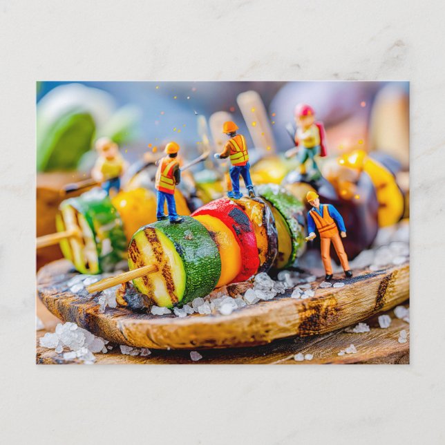 Cartes Pour Fêtes Annuelles ouvriers miniatures préparant des brochettes de lé (Devant)