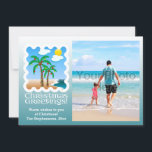 Cartes Pour Fêtes Annuelles Palm Tree Holiday Lights Beach Photographie de Noë<br><div class="desc">Ajoutez votre photo de Noël sur le thème de la plage,  et Célébrez Noël sur la plage avec ce design cool de lumières colorées sur les palmiers,  avec des ornements sur une scène de plage turquoise d'eau turquoise. ‹ ★ Voir plus← (en anglais) ></div>