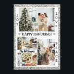 Cartes Pour Fêtes Annuelles Parties scintillant argent Joy Love Peace happy Ha<br><div class="desc">Cette carte a un cadre de parties scintillant argent moderne avec 4 (quatre)photos de vacances personnalisées préférées en famille! Avec joie, amour et mots de paix qui sont personnalisables. Vous pouvez modifier le nom de famille en cliquant sur personnaliser l'option. Envoyez cette carte à tous vos proches pour leur souhaiter...</div>