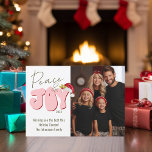 Cartes Pour Fêtes Annuelles Peace Joy Retro Font 1 Photo Mignonne Famille Noël<br><div class="desc">Ce design festif Peace & Joy a été créé en utilisant une police de script moderne amusante et ma police de bloc lettrée à la main dans un style rétro des années 80 en rose pâle et rouge surmonté de mon chapeau de Père Noël peint à la main avec des...</div>