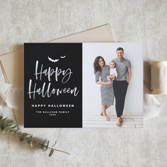 Cartes Pour Fêtes Annuelles Photo Black Happy Halloween Brush Letting (Modern photo Halloween card featuring white brush lettering on a solid black background. )