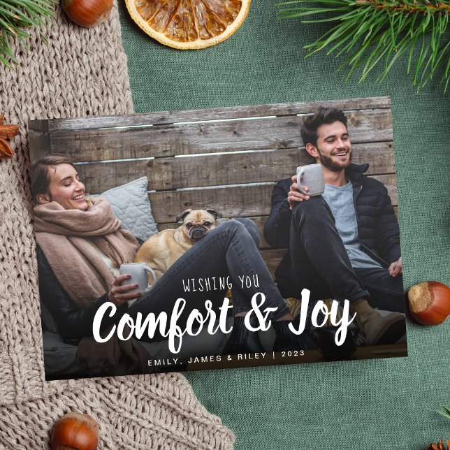Cartes Pour Fêtes Annuelles Photo Confort Et Joie De Noël (Share the love and warmth of the holiday season with this personalized photo Christmas card)