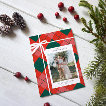 Photo de famille classique à carreaux rouges et ve