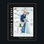 Cartes Pour Fêtes Annuelles Photo de Mariage marié et joyeux noir<br><div class="desc">Script simple moderne marié et joyeux mariage photo carte postale vacances.</div>