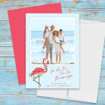 Cartes Pour Fêtes Annuelles Photo de Noël Cute Beach Flamant rose tropical ros<br><div class="desc">Ce design comprend une photo de Noël mignonette lumières carte photo, avec un plaisir fantaisiste festif rose bleu, une typographie de script de calligraphie stylisée, une plage tropicale vacances rose flamingo thème, avec une aquarelle unique bleu créatif mignon, un 1 portrait photo verticale, une photo de famille simple modèle, un...</div>