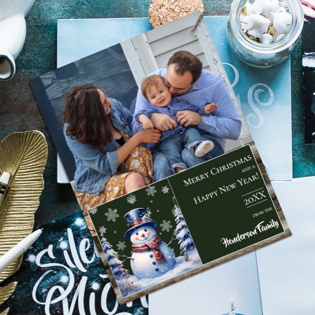 Cartes Pour Fêtes Annuelles Photo de Noël de la forêt d'hiver | Green (Green Winter Forest Snowman Christmas Photo Holiday Card)