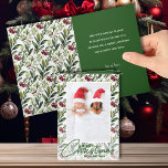 Cartes Pour Fêtes Annuelles Photo florale de Noël pliée<br><div class="desc">Votre photo sur un arrière - plan de belle aquarelle verdure et baies avec Joyeux Noël en lettrage chic. Votre salutation personnelle et vos noms sont imprimés à l'intérieur.</div>