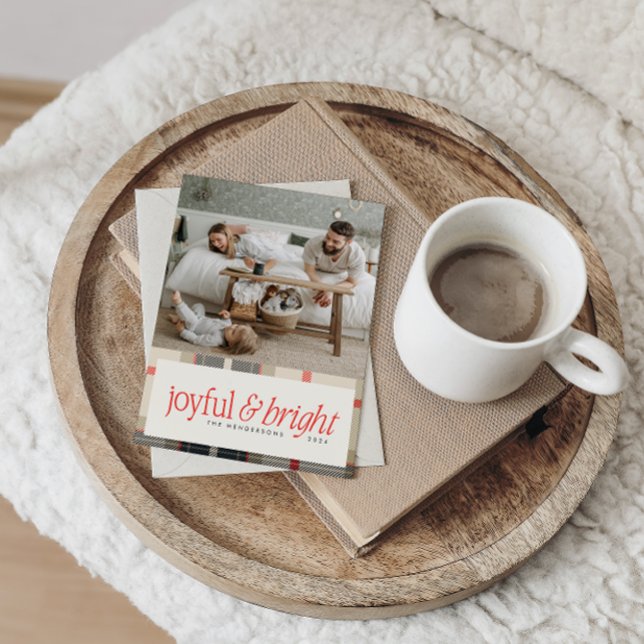 Cartes Pour Fêtes Annuelles Photo Joyeuse et brillante Cosy Winter Plaid (Joyful & Bright Cozy Winter Plaid Holiday Photo Card)