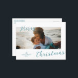 Cartes Pour Fêtes Annuelles Photo minimaliste Noël moderne<br><div class="desc">Carte postale moderne de Noël avec un design simple et minimal avec "Joyeux Noël" dans une amusante typographie en écriture bleu aqua qui chevauche légèrement votre photo de paysage préférée.</div>