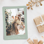 Cartes Pour Fêtes Annuelles Photo vertical minimaliste rétro de machine à écri<br><div class="desc">Carte de vacances simple minimaliste rétro avec deux photos verticales de machine à écrire en vert sauge</div>