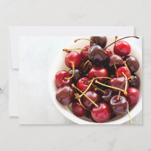 Cartes Pour Fêtes Annuelles Photographie de Cerises Rouges Fraîches dans un Bo