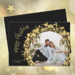 Cartes Pour Fêtes Annuelles Photographie de Noël en or et noir<br><div class="desc">Cercles d'or, étoiles et points courrent sur un arrière - plan noir entourent votre photo préférée de vos noms et voeux de Noël Joyeux en lettrage chic, une belle façon d'envoyer des réjouissances de vacances. *UTILISEZ UNE PHOTO HORIZONTALE pour obtenir des résultats optimaux ou recadrez votre photo à un carré...</div>