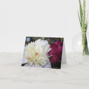 Cartes Pour Fêtes Annuelles Pivoines blanches avec des fleurs rouges pour la f
