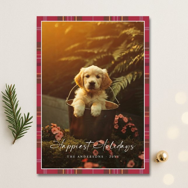 Cartes Pour Fêtes Annuelles Plaid Modern Script Happest Holidays Puppy Photo (Créateur téléchargé)