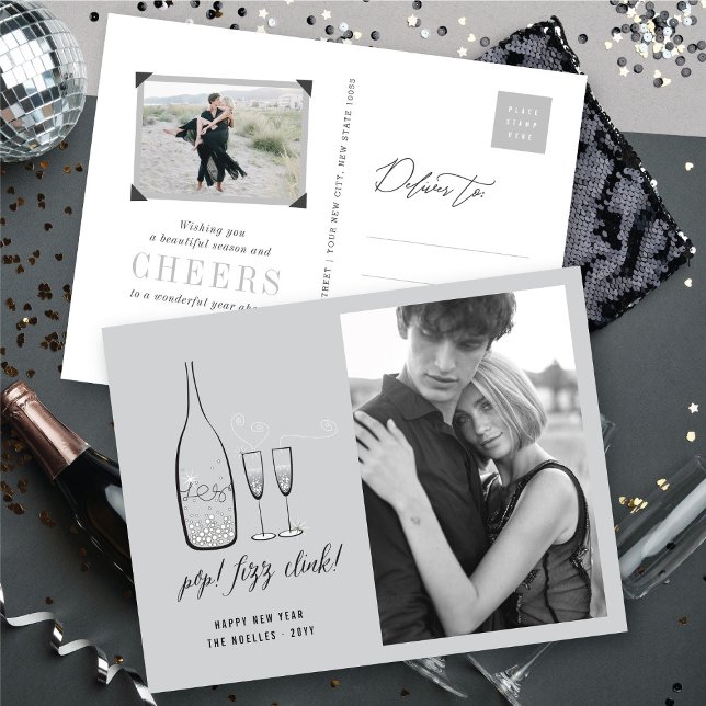 Cartes Pour Fêtes Annuelles Pop Fizz Clink Style Champagne Argent Chic Photo (Pop Fizz Clink Stylish Silver Champagne Chic Photo Holiday Postcard @ fat_fa_tin)