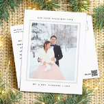 Cartes Pour Fêtes Annuelles Premier Noël moderne M. et Mme Photo<br><div class="desc">Simple et moderne avec une de vos photos préférées comme carte postale de vacances de Noël Mr et Mrs.</div>