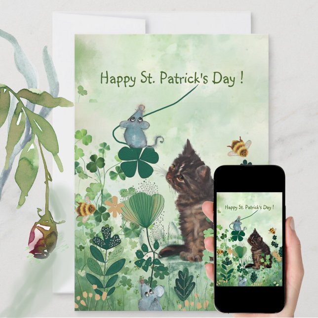 Cartes Pour Fêtes Annuelles Saint-Patrick fantaisiste (Whimsical St. Patrick's Day Holiday Card featuring cat and mouse and shamrocks)