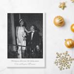 Cartes Pour Fêtes Annuelles Salutation minimaliste de photo Mariage moderne No<br><div class="desc">Partagez vos souhaits d'amour et de vacances avec cette carte de voeux minimaliste moderne mariage photo de Noël. Doté d'un design propre et élégant, il met en valeur votre photo mariage dans un style intemporel. Disponible sous forme de carte imprimée ou en option téléchargeable, c'est le moyen idéal d'envoyer un...</div>