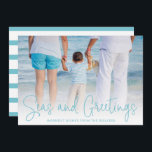 Cartes Pour Fêtes Annuelles Simple Aqua Beach Photo Noël élégant<br><div class="desc">Envoyez des réjouissances de vacances avec cette carte de Noël plate à thème nautique avec un design simple avec les mots "Mer et Salutations" dans un élégant script d'aqua mince,  avec votre message sur votre photo de vacances horizontale préférée de plage. A l'arrière,  aqua et rayures blanches.</div>