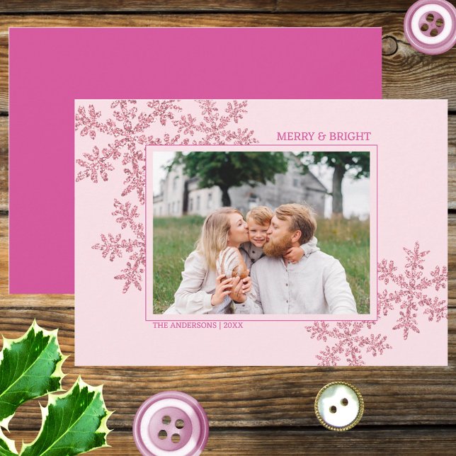 Cartes Pour Fêtes Annuelles Snowflake Pink Glam Élégante photo de Noël (Customize this elegant Christmas photo greeting card with faux glitter pink snowflakes)