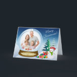 Cartes Pour Fêtes Annuelles Snowman Christmas PHOTO Snow Globe Card 3<br><div class="desc">Ce "20xx From Our Home To Yours" Joyeux carte photo du globe de neige de Noël serait une façon unique d'envoyer de Joyeux voeux de Noël à toute votre famille et vos amis. Customisez le texte pour dire ce que vous voulez et téléchargez une photo numérique en forme de carré...</div>